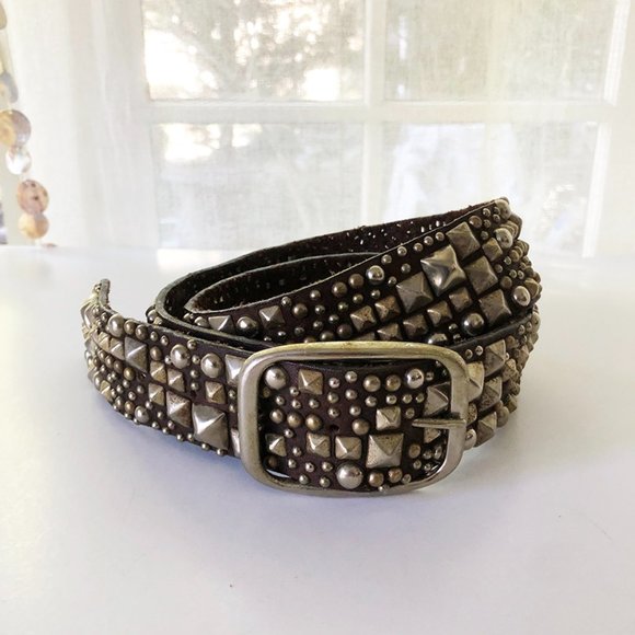 Leather Stud-embellished Belt / Unisex - Picture 2 of 5